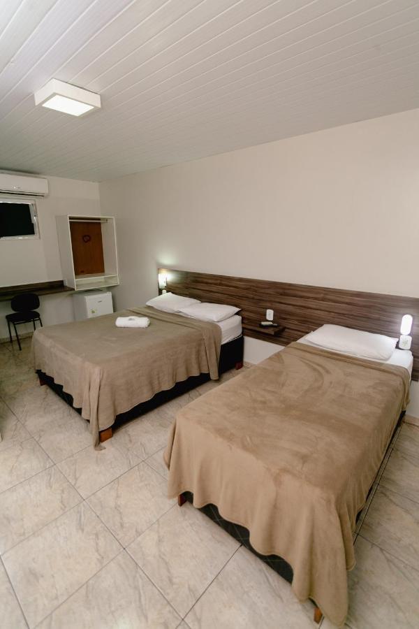 Hotel Verde Mares ماكابا المظهر الخارجي الصورة